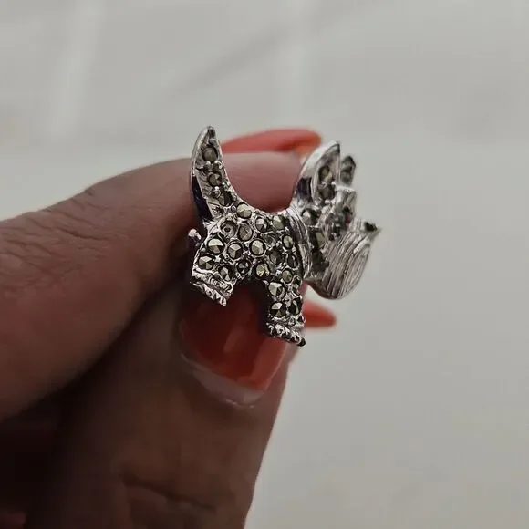 Pooch Dog Pin With Rhinestones Silver - Picture 14 of 16